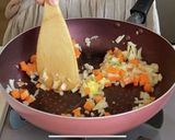 フライパンで簡単♪彩り野菜のカレーピラフ作り方2写真