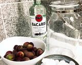ホワイトラムで♬ピンクの梅酒作り方1写真