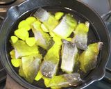 岩魚のアヒージョ作り方4写真