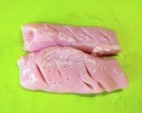 歯茎で切れる柔らかさ　極厚棒チキンカツ作り方5写真