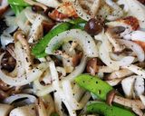 しめじと玉ねぎの昆布茶炒め作り方4写真
