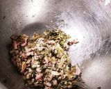 余ったタネも美味しく!ギョーザそぼろ丼作り方1写真