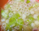 調味料2つ。スープパスタ簡単作り方5写真