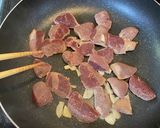 豚レバーと野菜のクリーム炒め煮作り方7写真