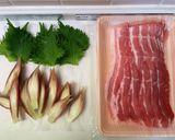 赤ワインのお供に！みょうがの豚巻き作り方1写真