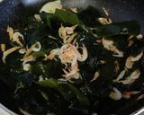 わかめと桜エビの炒めもの作り方4写真