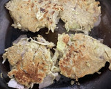 おろしれんこんで作るフワフワお好み焼き作り方3写真