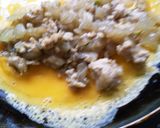 タマネギと鶏肉ミンチのオムレツ作り方5写真