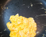 簡単！美味！豚バラまいたけ卵の中華風炒め作り方2写真