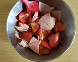 トマトとハムのからし醤油和え作り方2写真