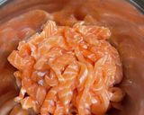サーモン麺の残りで、サーモンユッケ丼♡作り方2写真