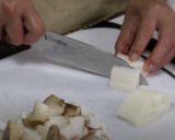 香り高く簡単♪キノコと長芋のペペロン炒め作り方4写真