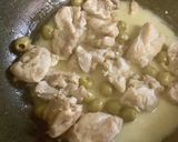 超簡単鶏とオリーブの白ワイン煮こみ作り方5写真