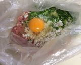 ポリ袋で作るれんこん入りつくね作り方2写真