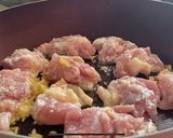 【夏バテ対策】鶏肉とトマトのにんにく炒め作り方4写真