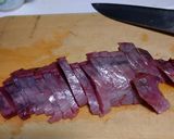 カツオのにんにく醤油漬けサラダ作り方1写真