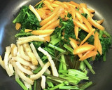 とっても美味しい♡人参の間引き菜の煮物作り方5写真