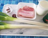 長ねぎとベーコンのチーズ風味ミルクスープ作り方1写真