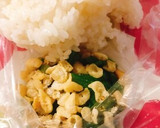 お野菜を摂取♪小松菜と揚げ玉のおにぎり作り方2写真