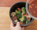 電気圧力鍋・冷食で簡単◎煮込みハンバーグ作り方3写真