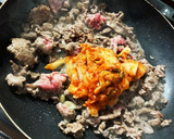 ガツンと！牛肉ときゅうりでキムチ炒め☆作り方4写真