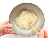 和えるだけ！海苔の佃煮の冷製ビーフン作り方3写真
