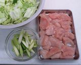 鶏むね肉とアスパラガスのホイコーロー風作り方1写真