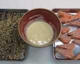 お弁当やおつまみに♪鮭のごま焼き作り方1写真