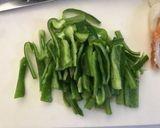 簡単副菜！竹輪とピーマンのごま金平風作り方1写真