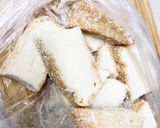 厚揚げと豚肉の小松菜キムチ炒め☆作り方1写真