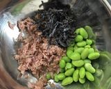 超簡単！ツナと枝豆と塩昆布のおにぎり作り方2写真