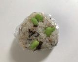 超簡単！ツナと枝豆と塩昆布のおにぎり作り方3写真