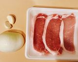 玉ねぎソースの厚切りポークソテー作り方1写真