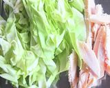 キャベツとサラダチキンのチーズ春巻き作り方1写真