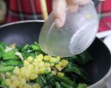 朝食に♪しめじとほうれん草の巣ごもり玉子作り方5写真