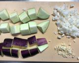 鶏もも肉のトマト煮風〜野菜ジュースで作り方1写真