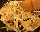 鶏胸肉ともやしのソース炒め作り方4写真