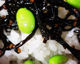 ごま昆布と枝豆のおにぎり作り方2写真