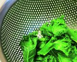 ザッとお湯かけケール☆パルメザン和え作り方1写真
