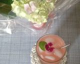 エディブルフラワーとハーブの冷たい飲み物作り方7写真