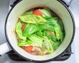 牛肉とトマトにレタスのスープ作り方5写真