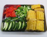 食欲そそる！夏野菜のハリッサバター炒め作り方1写真