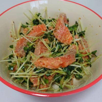 簡単！美味♪チーズかいわれサラミのサラダ by こでで 【クックパッド