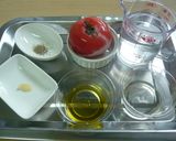 おろしトマトの冷たいスープ作り方1写真