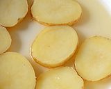 みりんの甘み、じゃが芋のつや煮♪作り方3写真