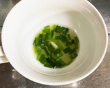 《ダイエット》鶏の煮汁活用★わかめスープ作り方1写真