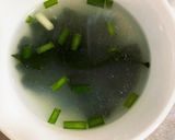 《ダイエット》鶏の煮汁活用★わかめスープ作り方2写真