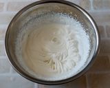材料4つ！さっぱりヨーグルトアイス作り方1写真