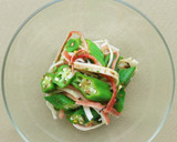 夏野菜のおかず。オクラとカニカマの和え物作り方4写真