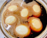 簡単絶品♡固ゆで卵の真っ黒煮卵♡(味玉)作り方3写真